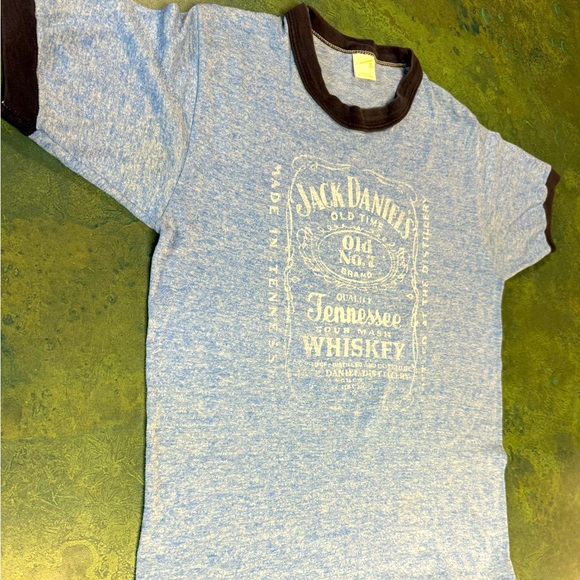 Vintage 80’s  Jack Daniel’s tee shirt - size Medium (fits like a small) - Picture 1 of 7
